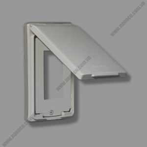 Mặt 3 thiết bị - Có nắp che Wide Series Panasonic WEG7903